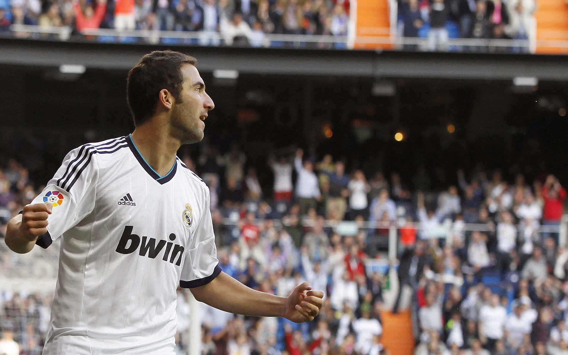 亚洲杯赛上演精彩对决 中国队凭实力击败对手，亚洲杯中国战况